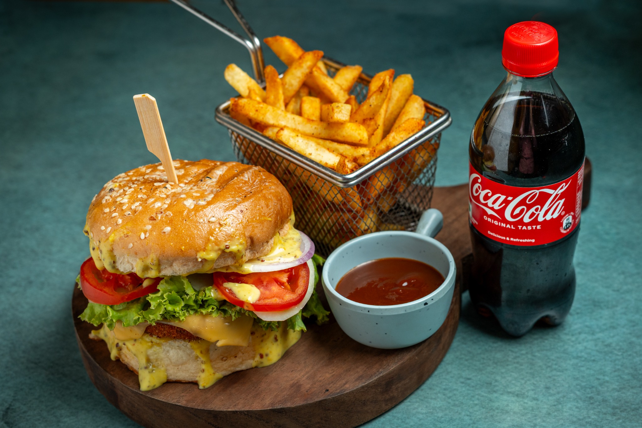 Continental platter served at Shaam-E-Malang Café